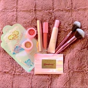 Brand new makeup bundle- READ DESCRIPTION.